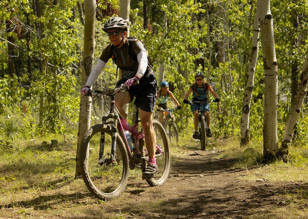 Top Six Biking Destinations for Road and Mountain Biking