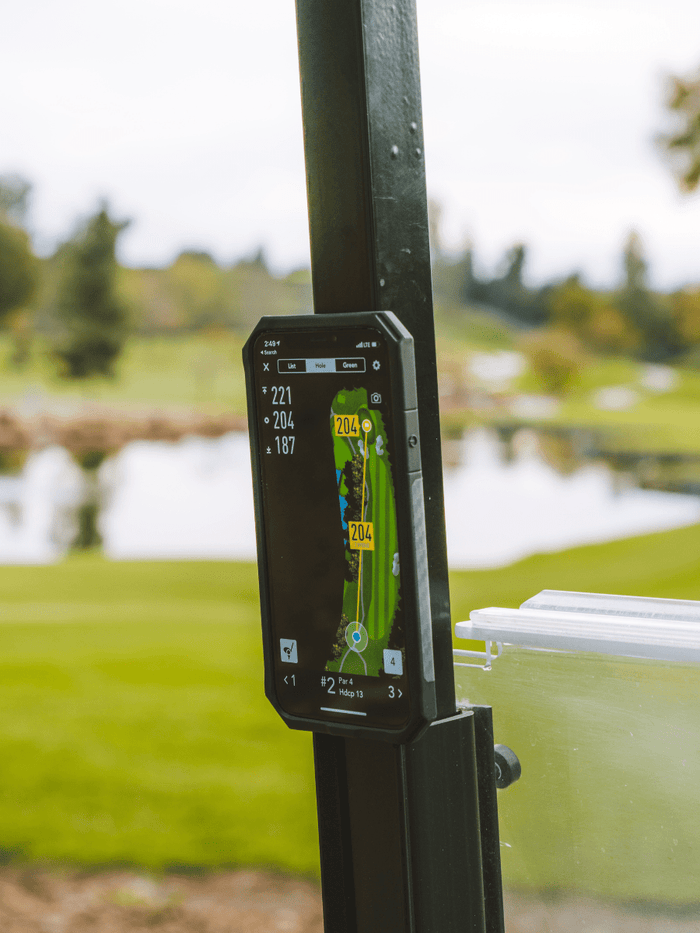 Choose the best golf accessories to improve accuracy as you enjoy the game!