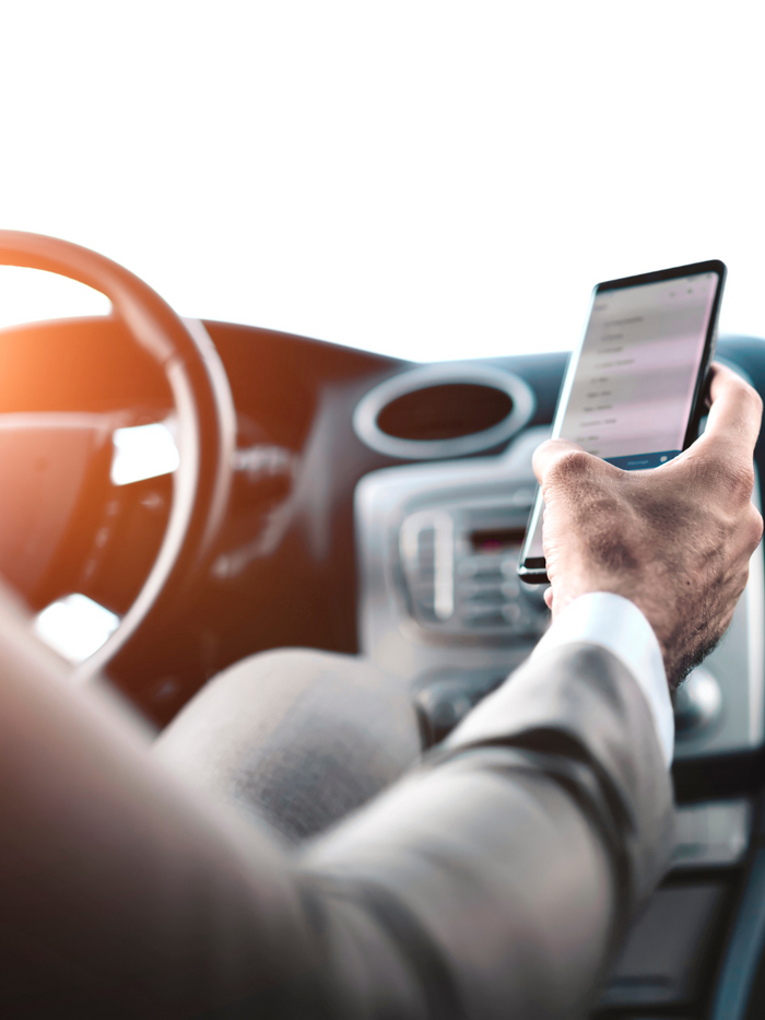 When you’re riding around, nothing needs to slow you down. Use our list of the top 5 vent car chargers to keep you juiced up on the roadways