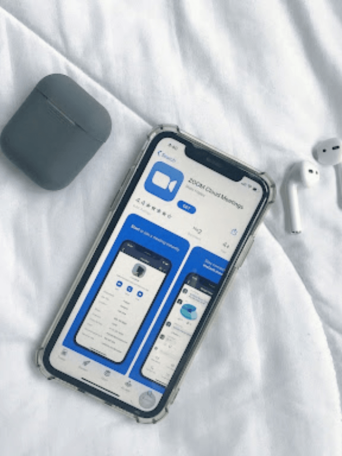 the best wireless phone chargers will keep your device juiced up all the time