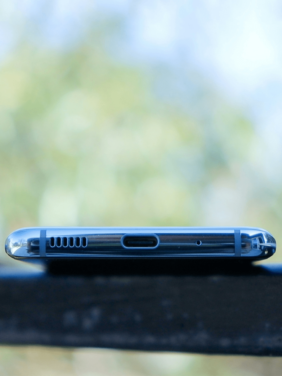 iphone vibrates when plugged in but won't charge PlusOne Waterproof and Rechargeable Mini Vibrator main image 1