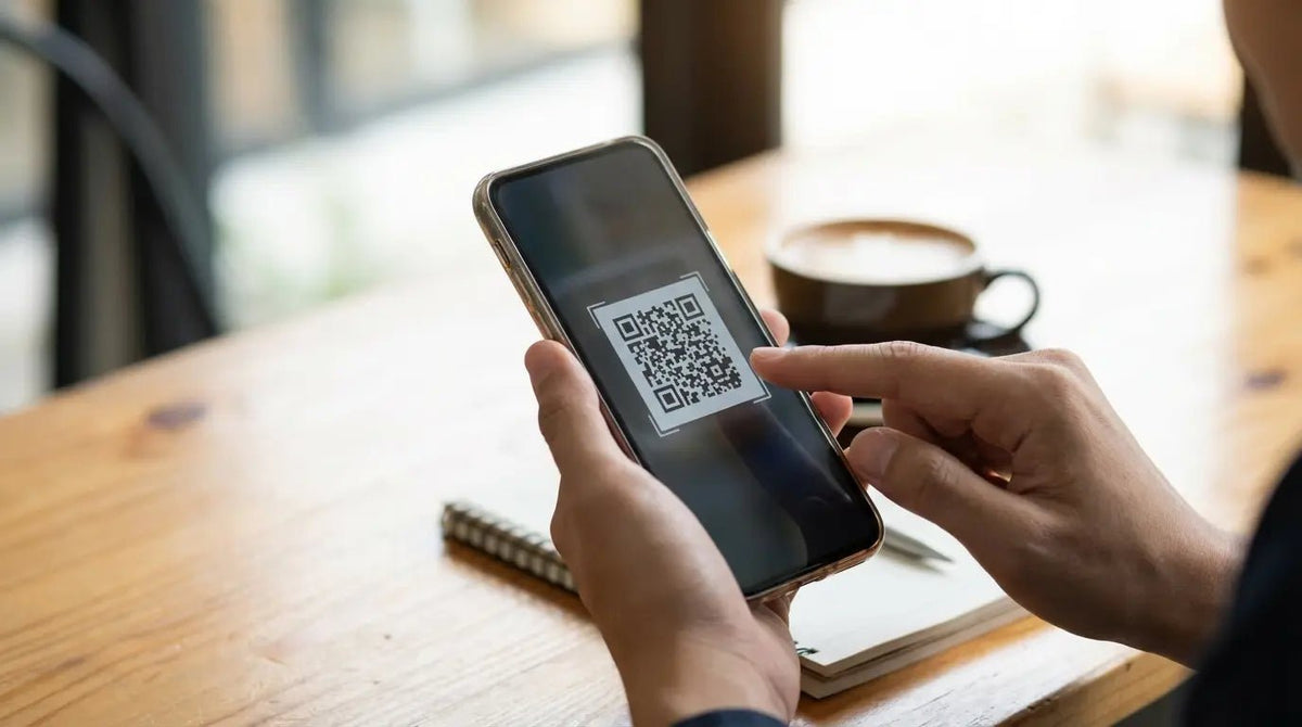 how to use a qr code on your phone screen