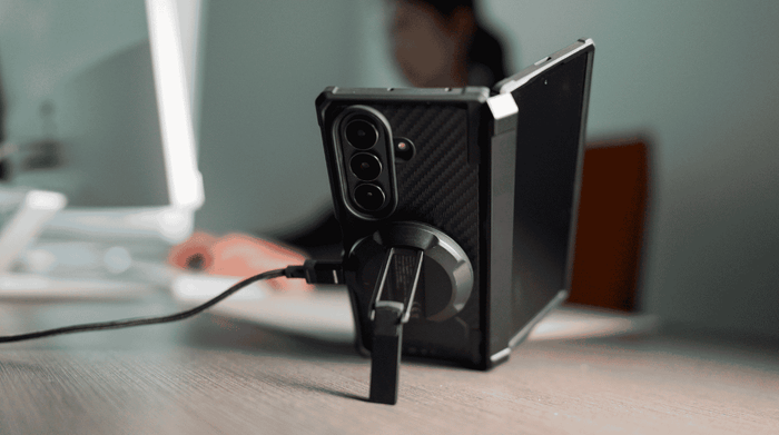 Z Fold 7 accessories are here. It’s time to make your next move and grab the gear that matches your vibe