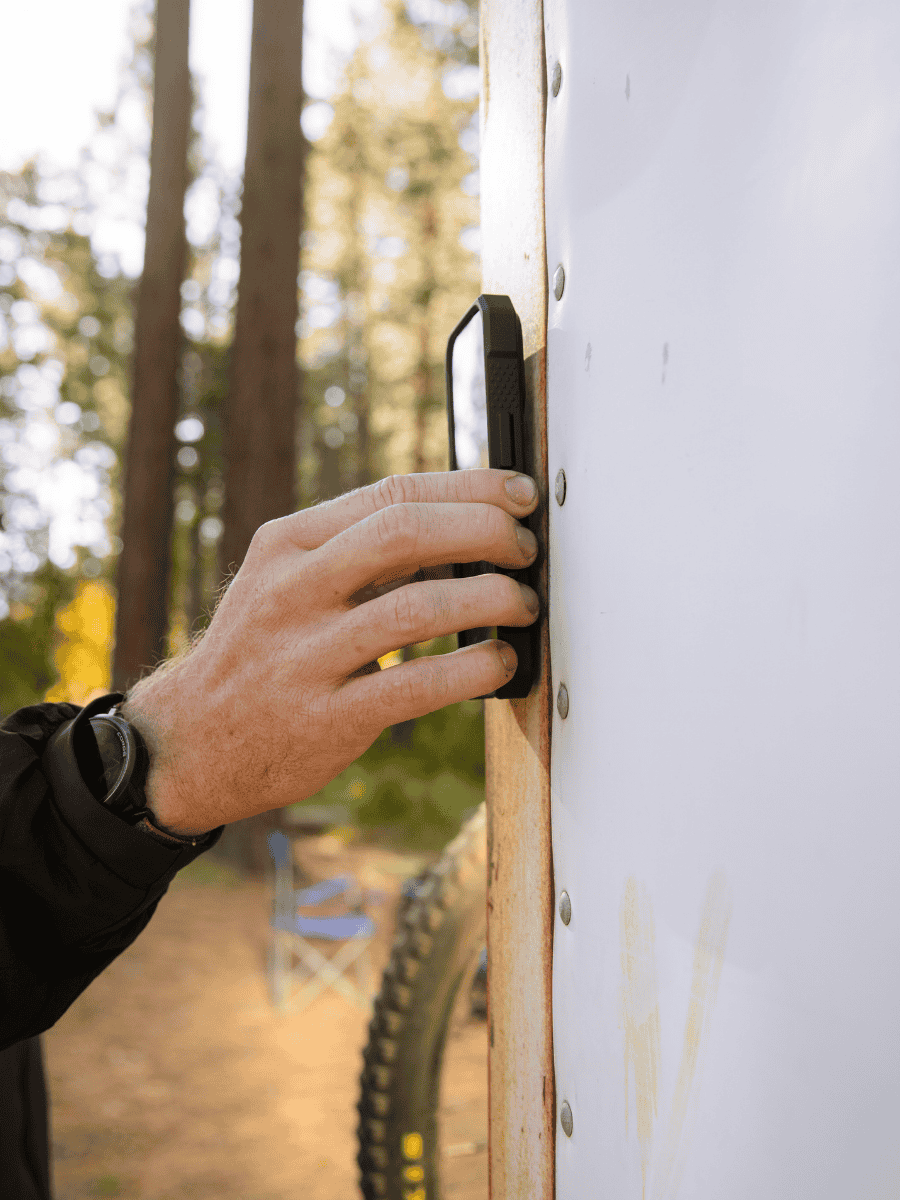 Your Apple needs the best universal magnetic iPhone cases to keep it safe and sound