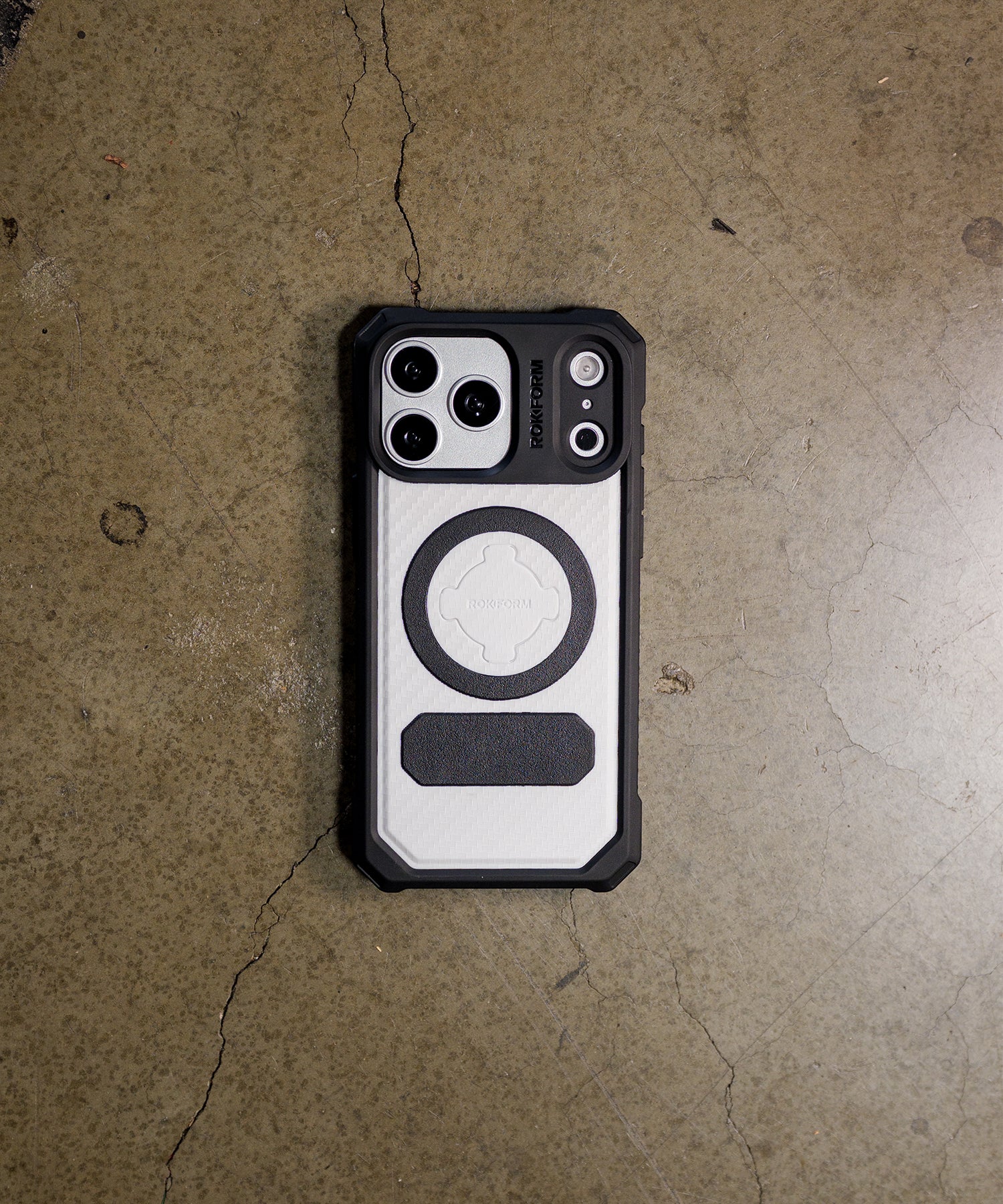 Limited Edition iPhone 17 Pro Rugged Case in Arctic White