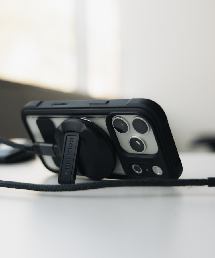 Magnetic Wireless Charging Stand