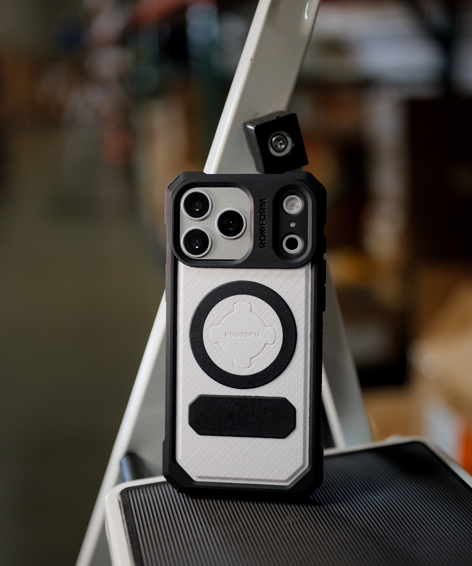 Limited Edition iPhone 17 Pro Rugged Case in Arctic White